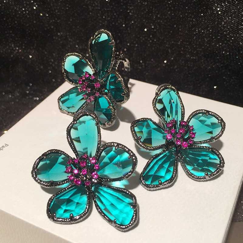 Creekside Spring Flowers - Vintage Gem Earrings & Brooch Set