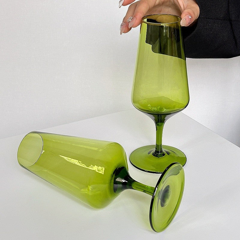 Vintage Elegance Garden Wine Glass - Unique Find