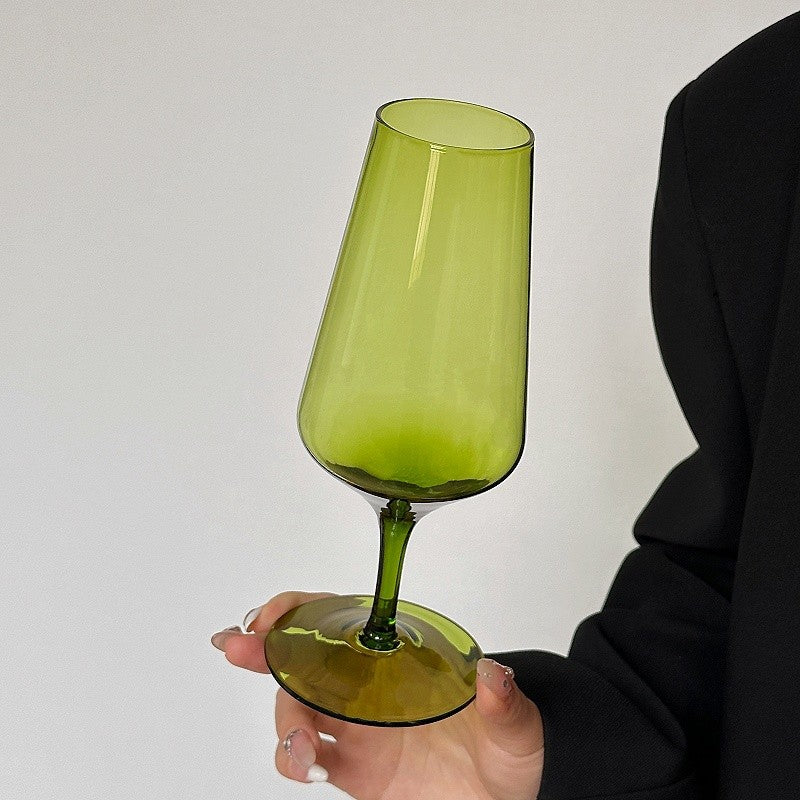 Vintage Elegance Garden Wine Glass - Unique Find